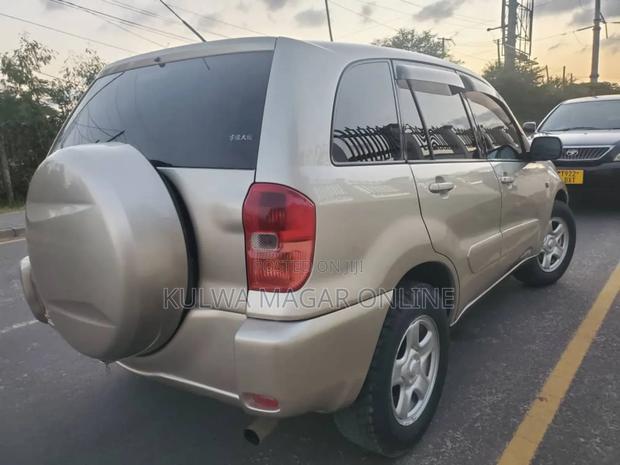 Toyota RAV4 2005 Silver