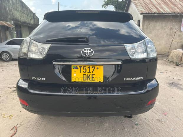 Toyota Harrier 2.4 2006 Black