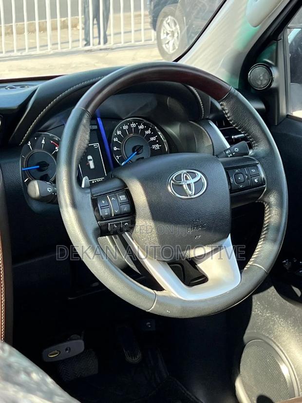 Toyota Fortuner 2.4 D RWD 2016 Gray
