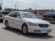 Toyota Crown Royale 2005 Off white for sale