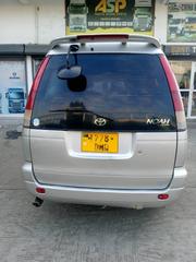 Toyota Noah 2005 Silver for sale
