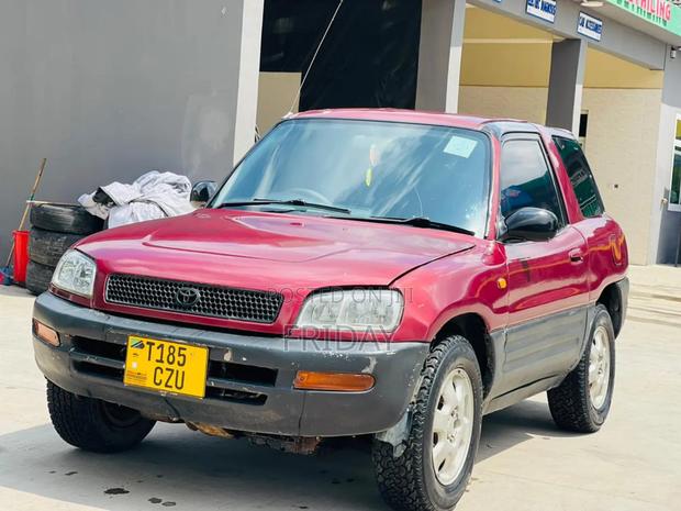 Toyota RAV4 Automatic 2002 Red