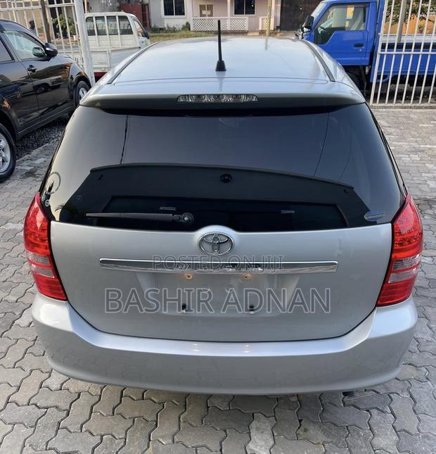 Toyota Wish 2003 Silver