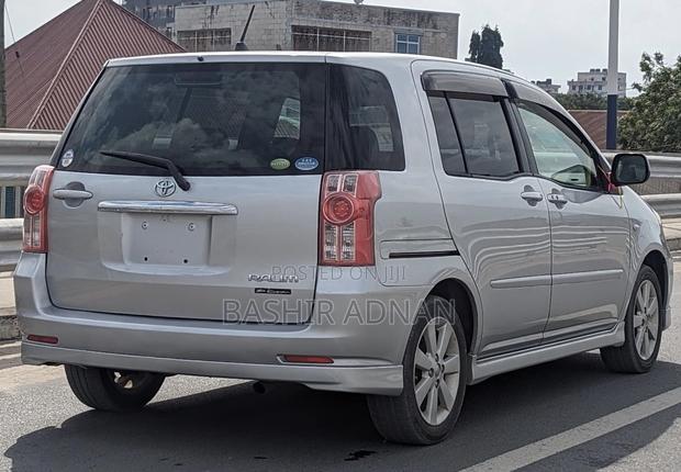 Toyota Raum 1.5 FWD 2008 Silver
