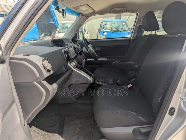 Toyota Corolla Rumion 2008 Silver