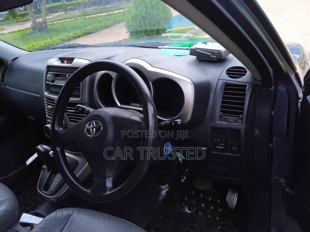 Toyota Rush 1.5 AWD 2008 Gray