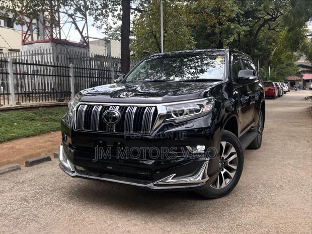 Toyota Land Cruiser Prado 2021 Black