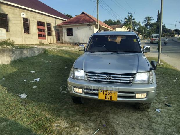 Toyota Land Cruiser Prado 3.0 TD 2001 Silver