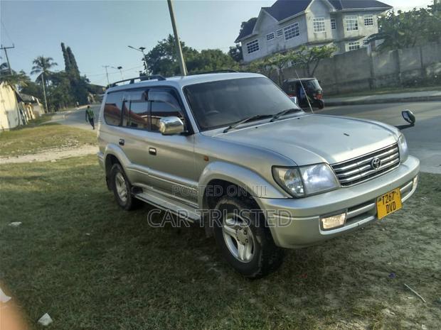 Toyota Land Cruiser Prado 3.0 TD 2001 Silver