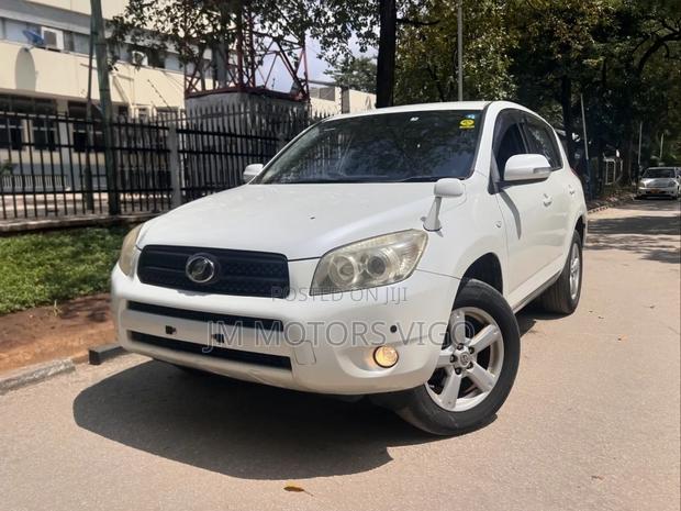 Toyota RAV4 2007 Pearl