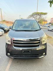 Toyota Noah 2008 Gray for sale