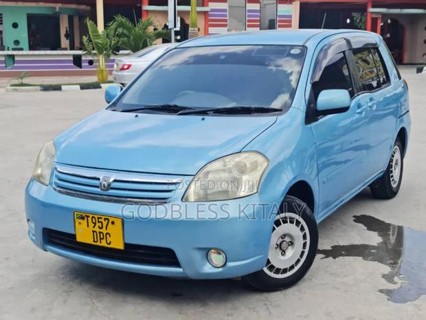 Toyota Raum 1.5 AWD 2003 Blue