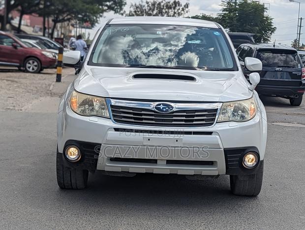 Subaru Forester 2009 Off white