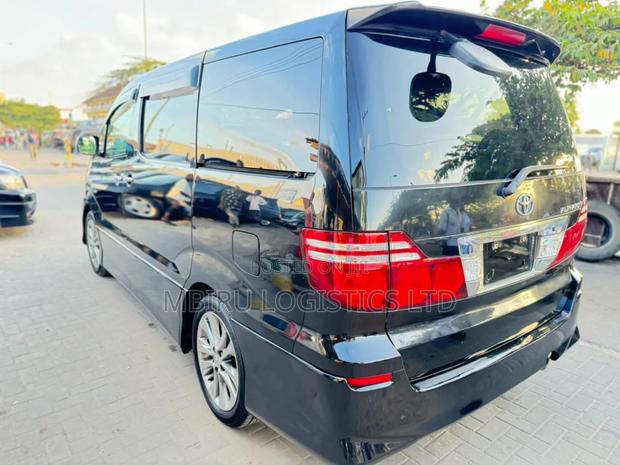 Toyota Alphard 2007 Black