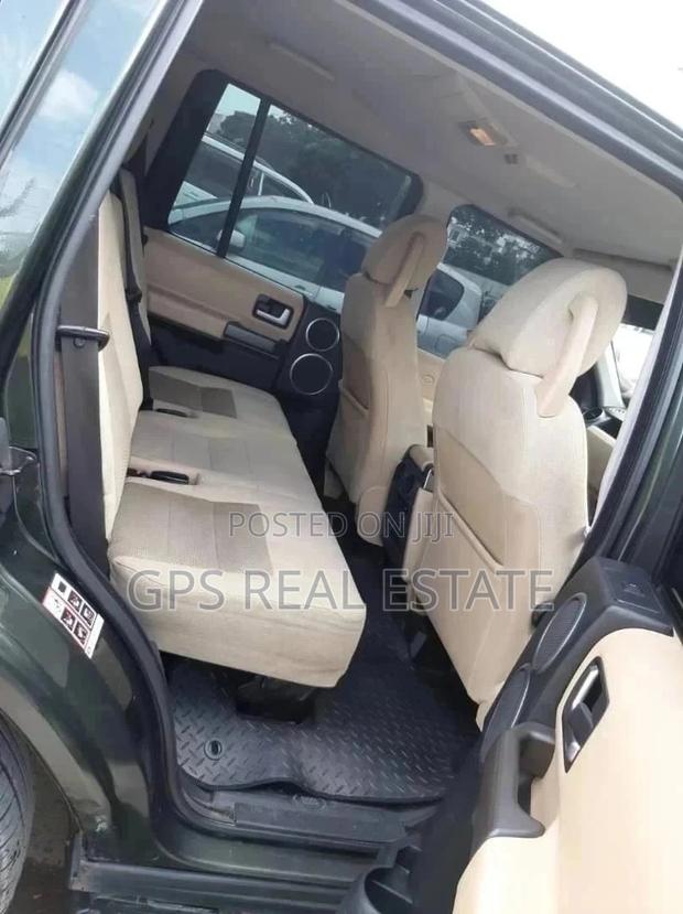 Land Rover Discovery 2009 Black