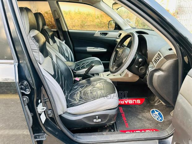 Subaru Forester 2011 Black