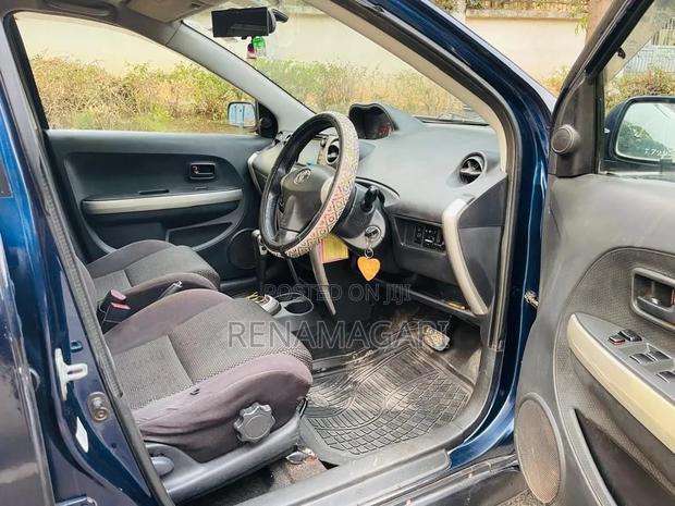 Toyota IST 2004 Matt Black