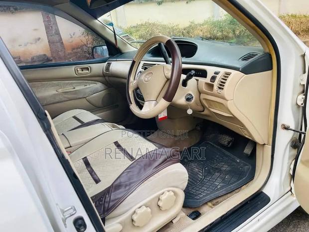 Toyota Vista 2000 White