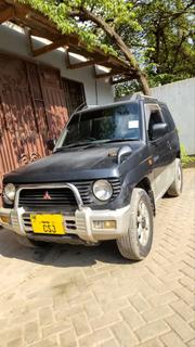 Mitsubishi Pajero 2000 Gray for sale