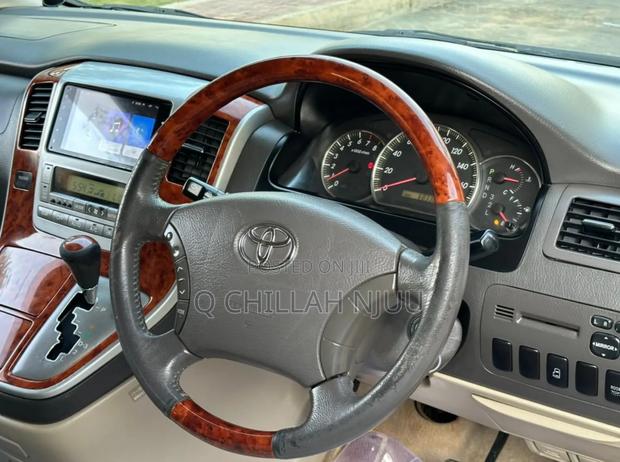 Toyota Alphard 2006 Black