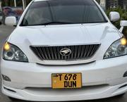 Toyota Harrier 2004 White for sale