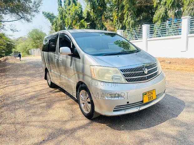 Toyota Alphard 2006 Silver