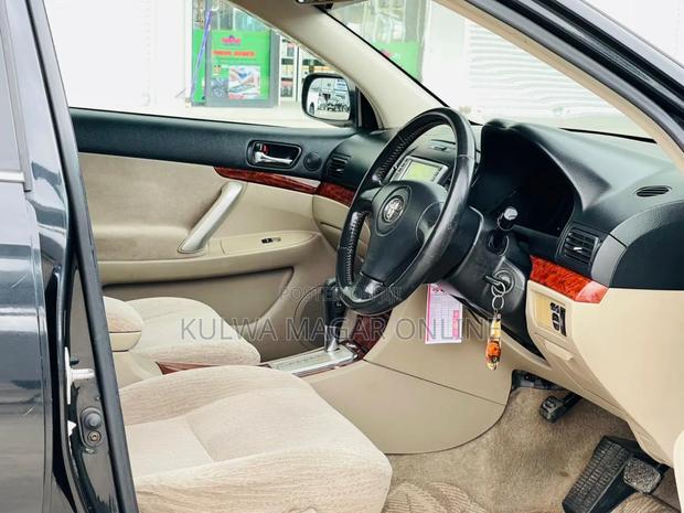 Toyota Premio 2006 Black