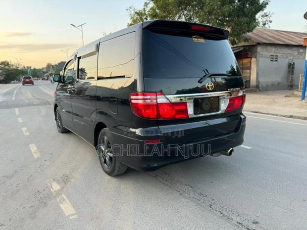 Toyota Alphard 2004 Black