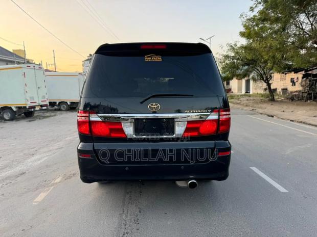Toyota Alphard 2004 Black