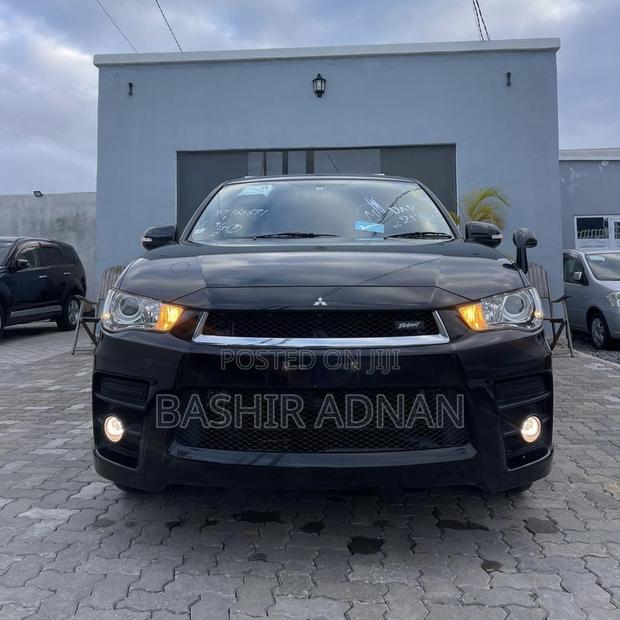 Mitsubishi Outlander 2011 Black