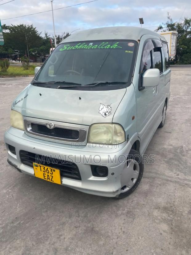 Suzuki Every Wagon 2005 Silver