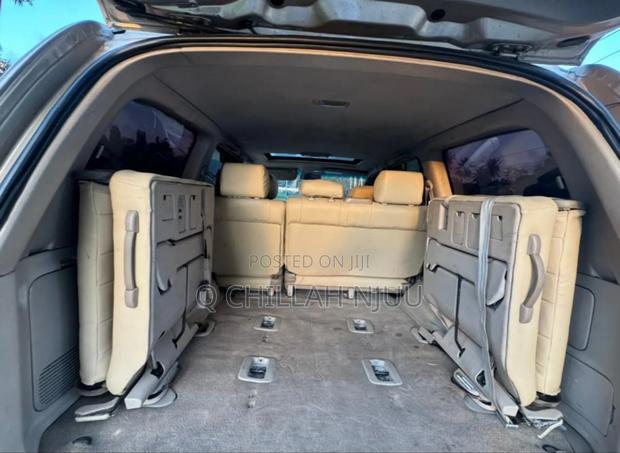 Toyota Land Cruiser 2001 Gold