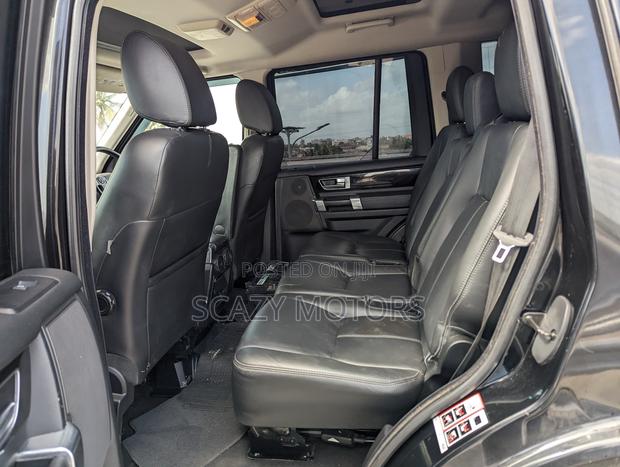 Land Rover Discovery 2014 Black