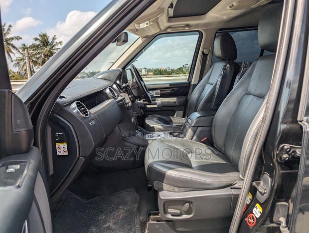 Land Rover Discovery 2014 Black
