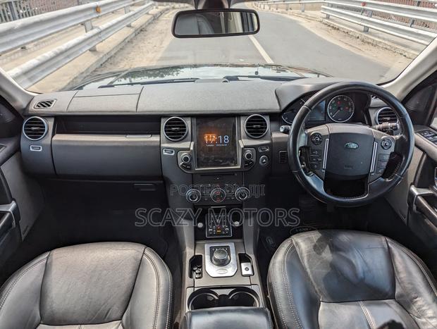 Land Rover Discovery 2014 Black