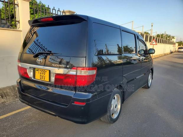 Toyota Alphard 2006 Black