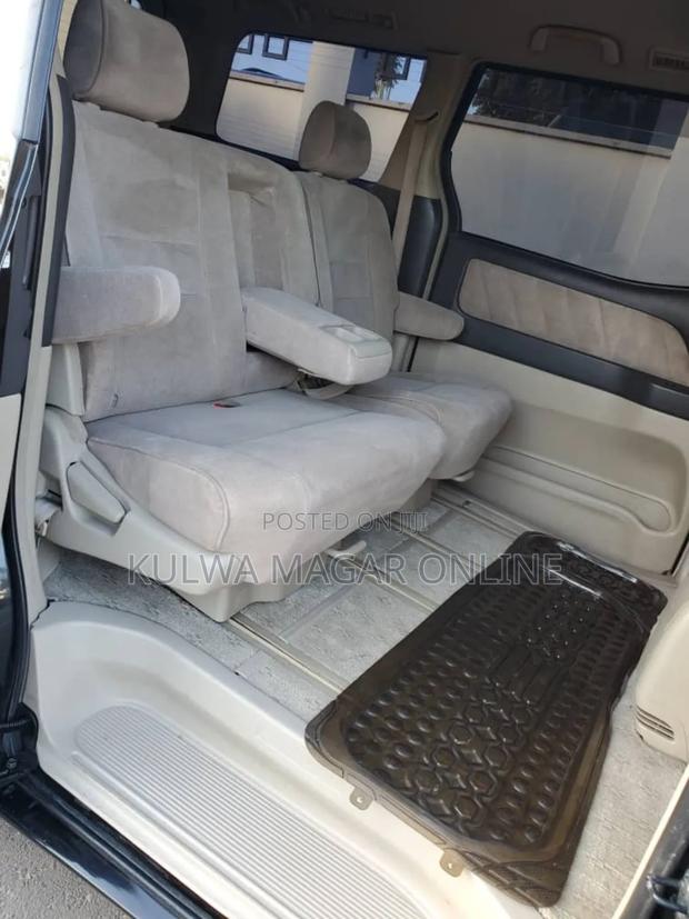 Toyota Alphard 2006 Black