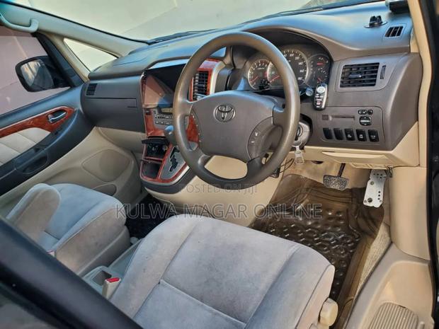 Toyota Alphard 2006 Black