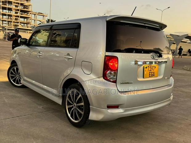 Toyota Corolla Rumion 2008 Silver