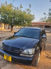 Toyota Harrier 2004 Black for sale