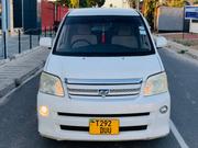 Toyota Noah 2004 White for sale