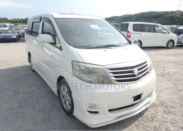 Toyota Alphard 2005 White