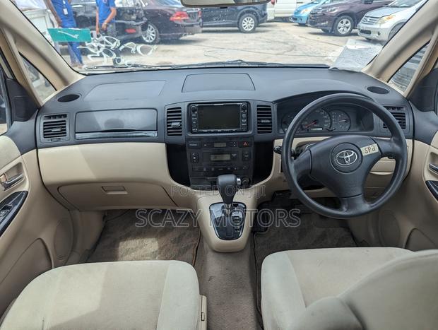 Toyota Corolla Spacio 2003 Beige