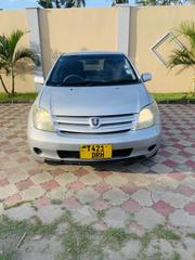 Toyota IST 2004 Gray for sale