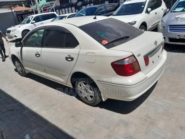 Toyota Premio 2004 White