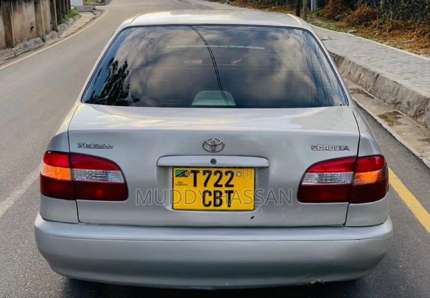 Toyota Corolla II 1996 Silver