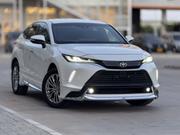 Toyota Harrier 2.0 2021 White for sale