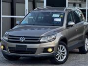 Volkswagen Tiguan 2012 Beige for sale