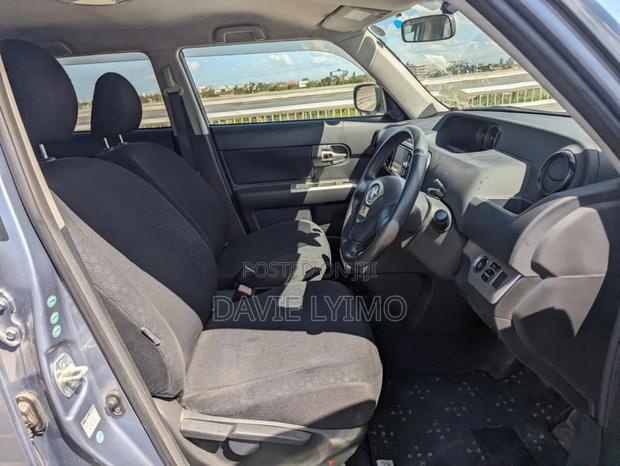 Toyota Corolla Rumion Hatchback 1.5 FWD 2009 Gray