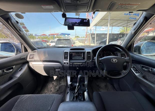 Toyota Land Cruiser Prado 2007 Gray